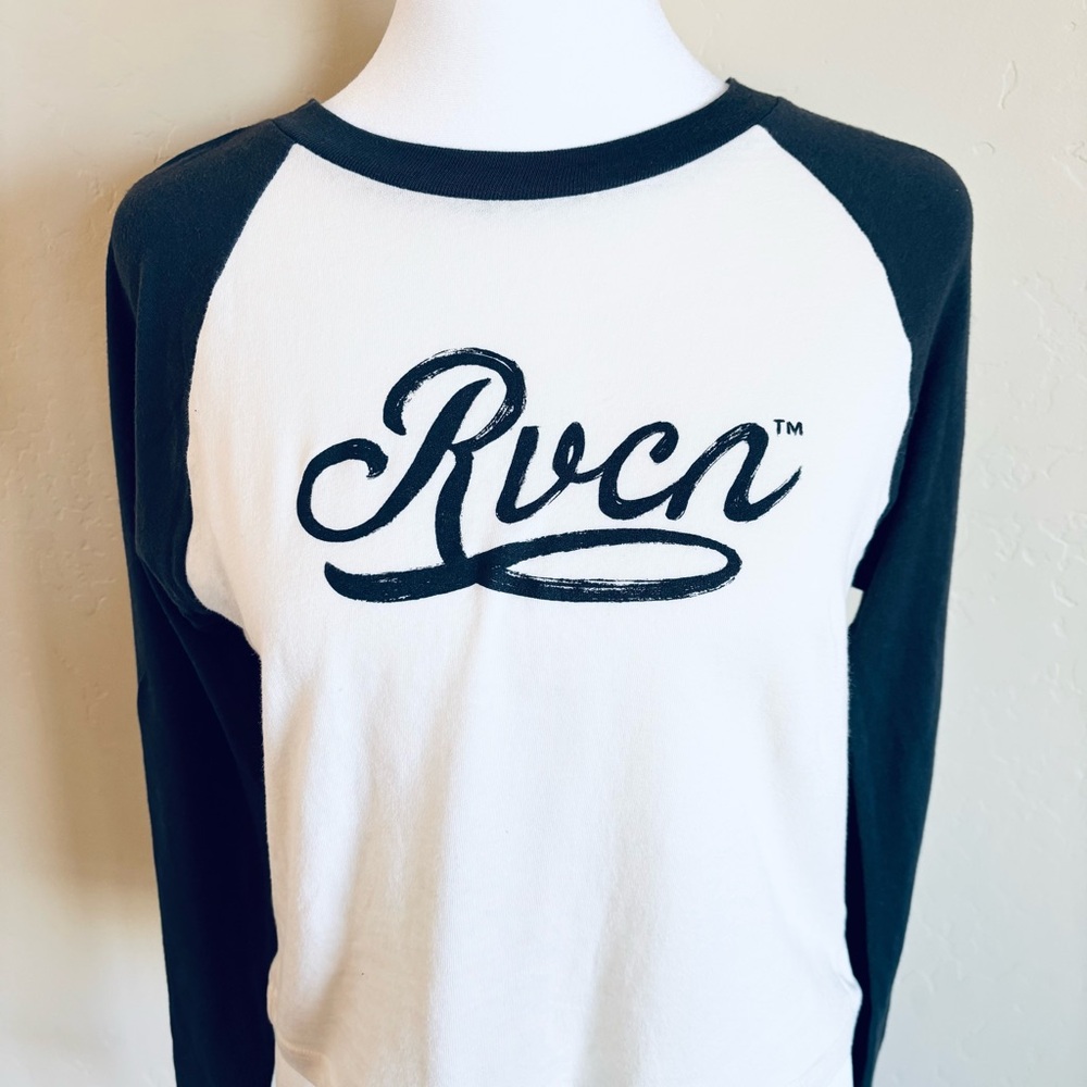 RVCA Logo Women’s Raglan Long sleeve Tee Shirt NWT - Picture 4 of 11